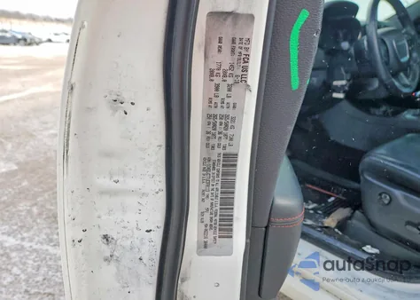 2018 Dodge Durango R/T z USA, uszkodzony, nr VIN 1C4SDJCT7JC370113